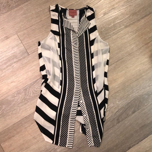 Black & White Button-Up Tunic/Blouse - Picture 1 of 4